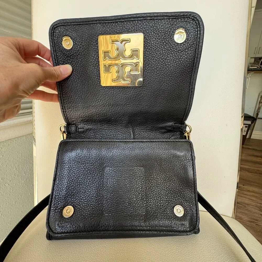 Tory Burch Britten Combo Crossbody Bag in Black Pebbled Leather